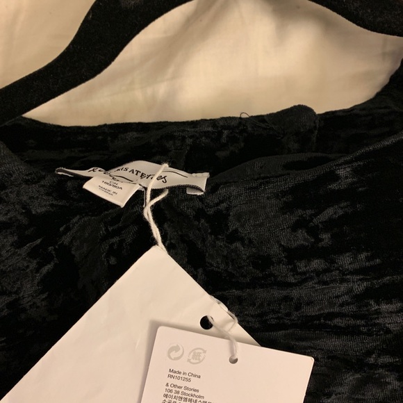 & Other Stories - Velvet Dress - Picture 2 of 4